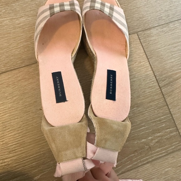Burberry Espadrilles platform wedges size 8.5W. Pink with plaid, lightly worn. - Picture 9 of 9